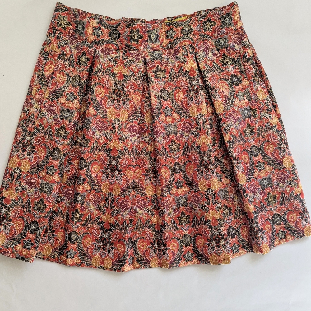 Anthropologie Maeve skirt with subtle gold sparkle